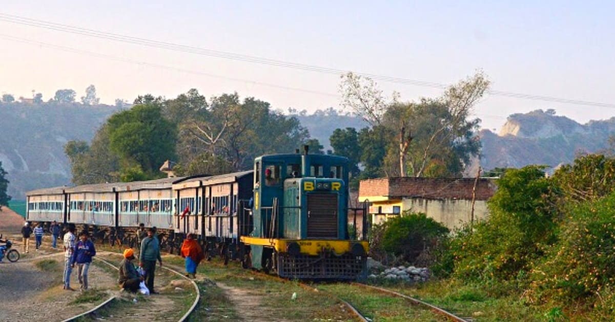 This Train In India Has No TTE & Passengers Are Travelling Free Of Cost For The Past 73 Years